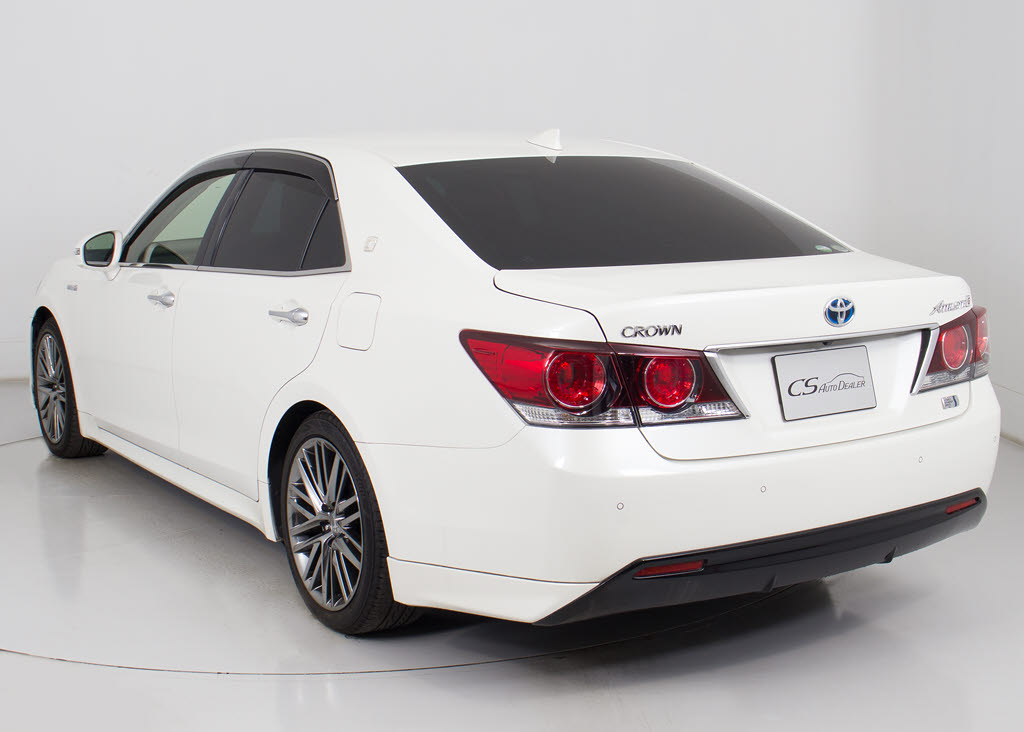 お車の下取りもお任せ下さい！国産、外車、
年式、走行距離問わず、どんなお車でも下取
りさせて頂きます。皆様のご相談お待ちして
おります！