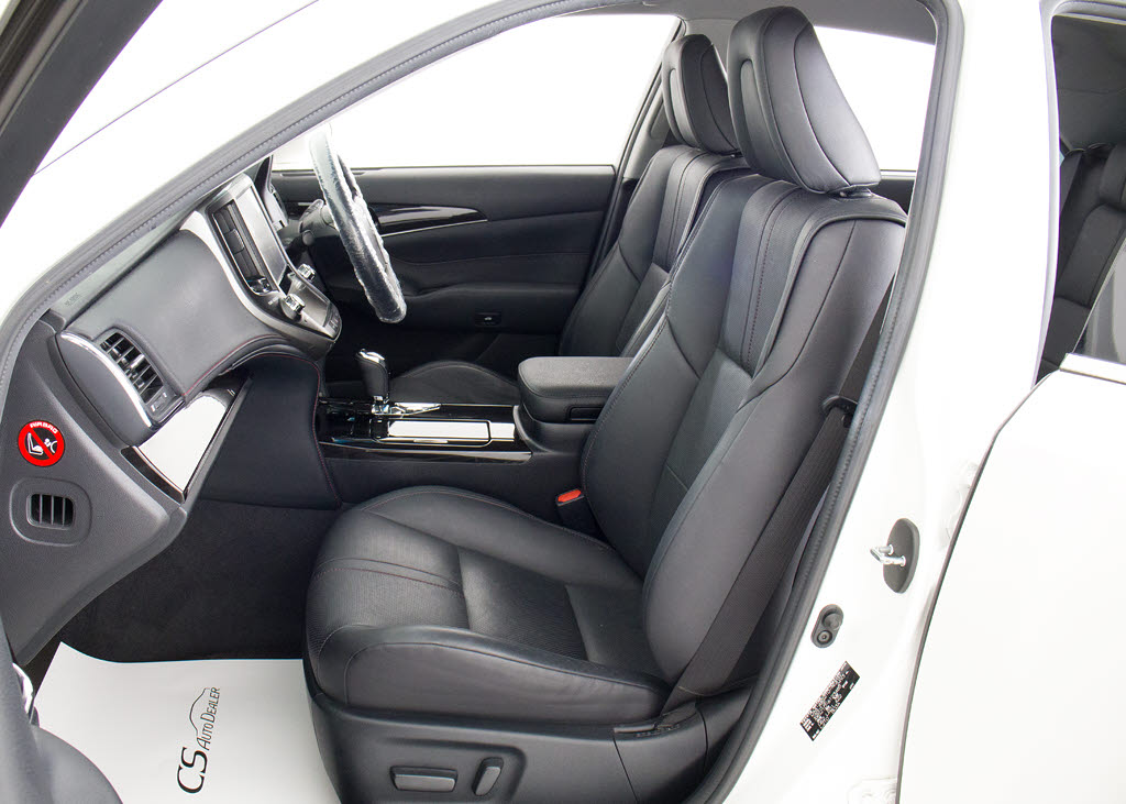 快適エアシート＆シートヒーターを装備して
います！高級車ならではの装備です！シート
が暖まる機能！シートから冷風が出る機能！
どちらも付いています！！寒い冬も、暑い夏
も快適にご乗車頂けます！！