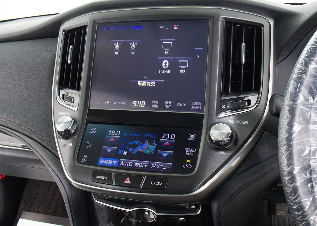 メーカー純正の大画面ＳＤナビが装備されて
います！操作も簡単！見やすい！純正だから
こその使いやすさ！