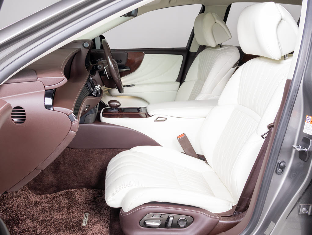 エアロカスタムやアルミカスタムなどのドレ
スアップもご注文可能！