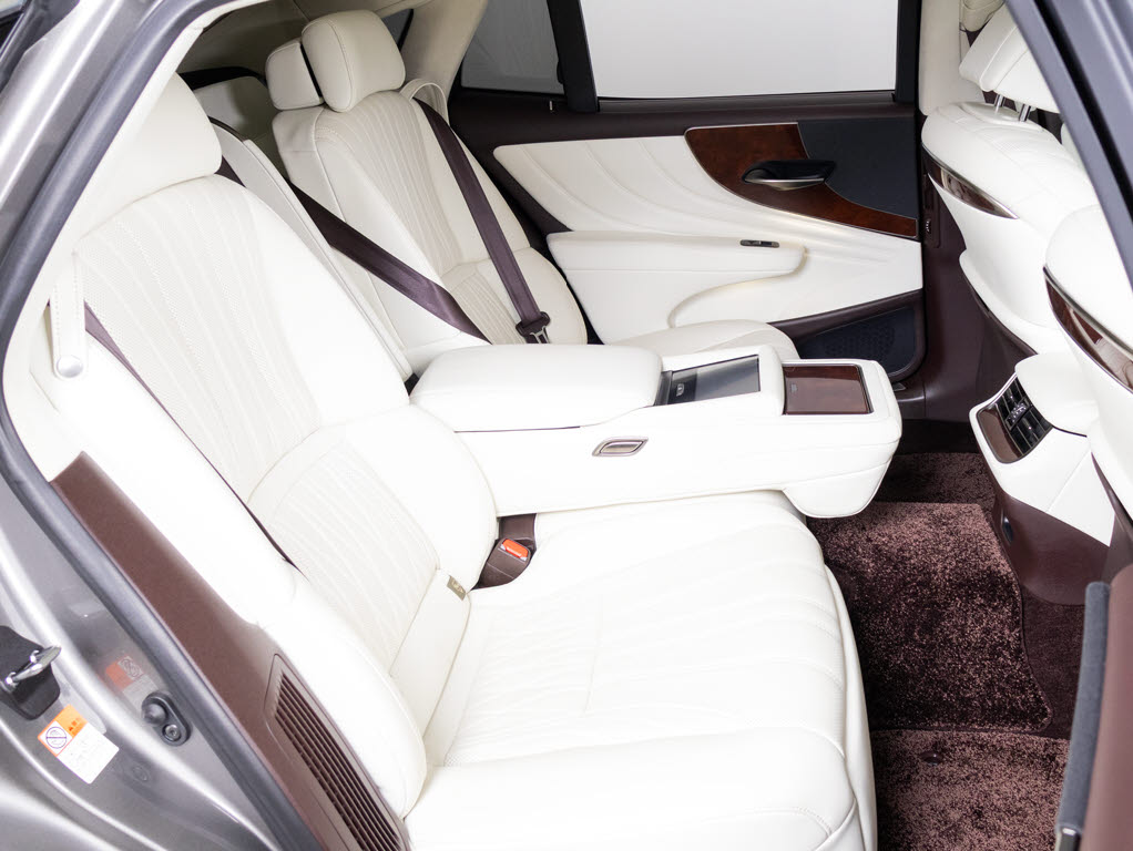 下地作りから実施する流行りのボディコーテ
ィングもご施工可能です！