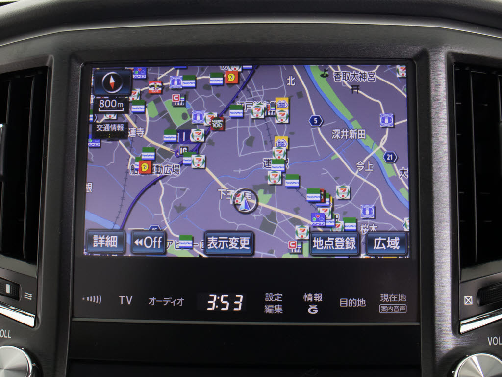 メーカー純正の大画面ＨＤＤナビが装備され
ています！操作も簡単！見やすい！純正だか
らこその使いやすさ！