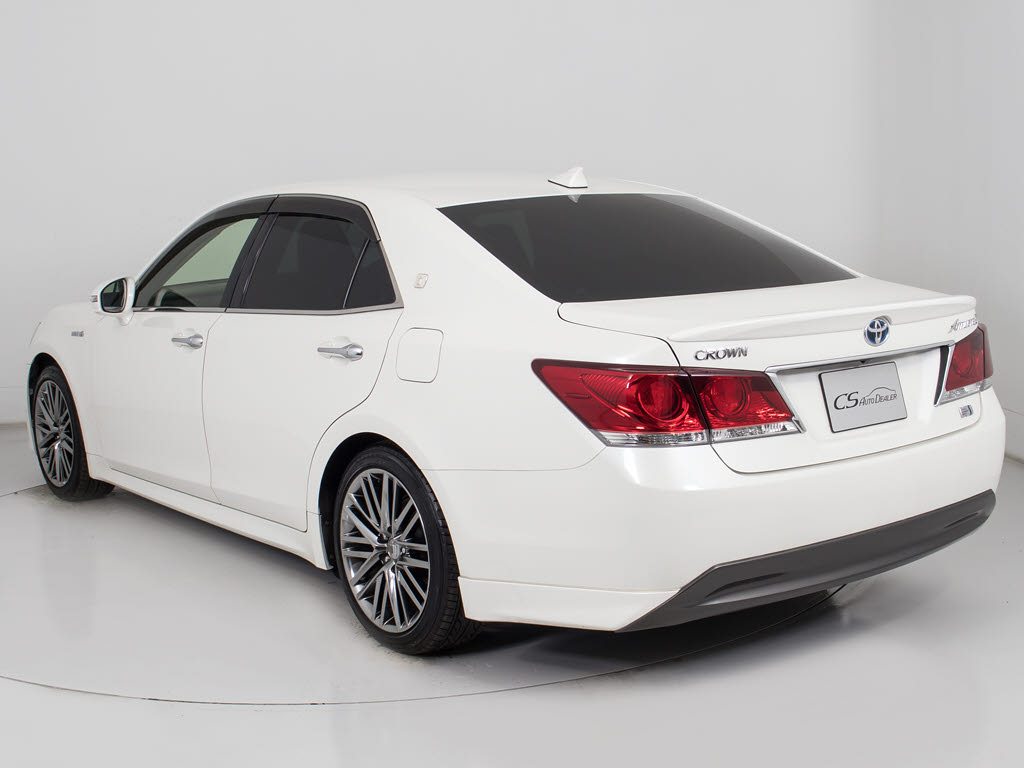 お車の下取りもお任せ下さい！国産、外車、
年式、走行距離問わず、どんなお車でも下取
りさせて頂きます。皆様のご相談お待ちして
おります！