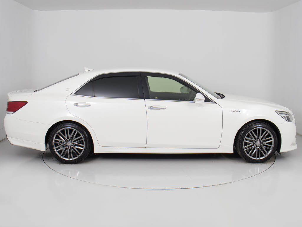 お探しの方必見ＯＰ１８ＡＷ付！大人気のオ
プション装備スパッタリング１８インチアル
ミホイール！