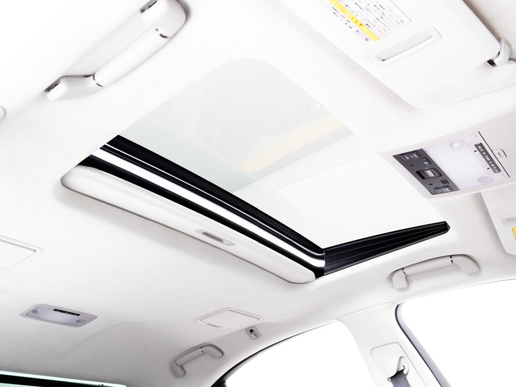 お探しの方必見の人気オプションサンルーフ
！