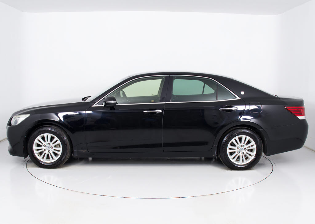 各メーカーのエアロパーツ取り付け承ります
！ご納車迄に仕上げます！格安にて承ります
のでお気軽にお申し付け下さい！！