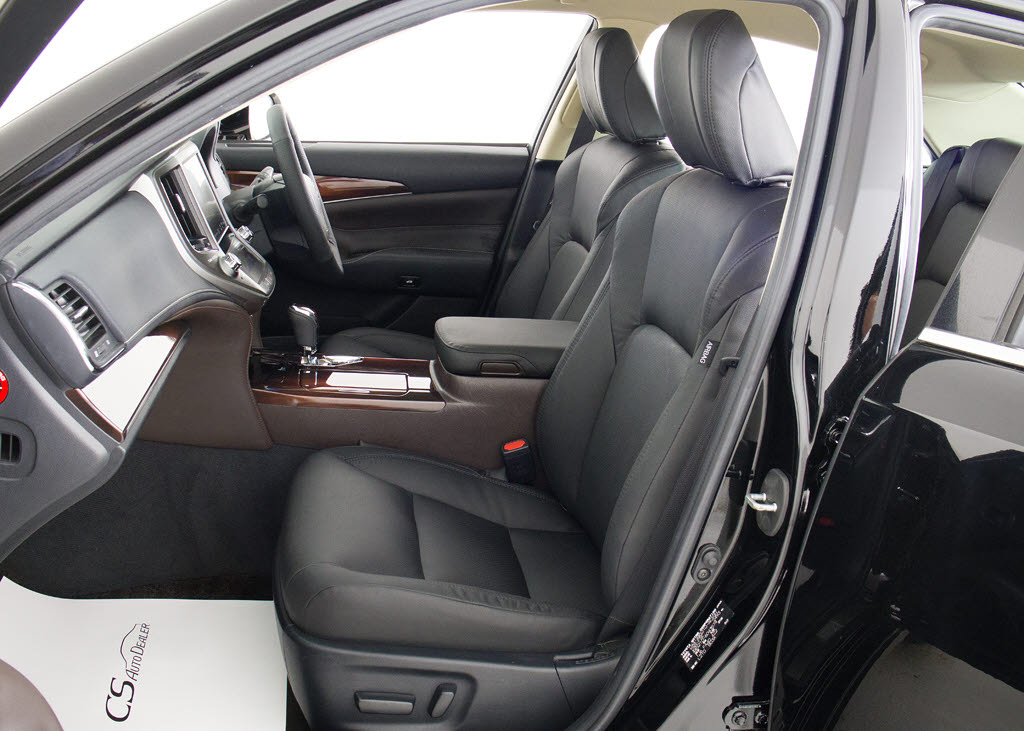 ★シートヒーターを装備しています！高級車
ならではの装備です！