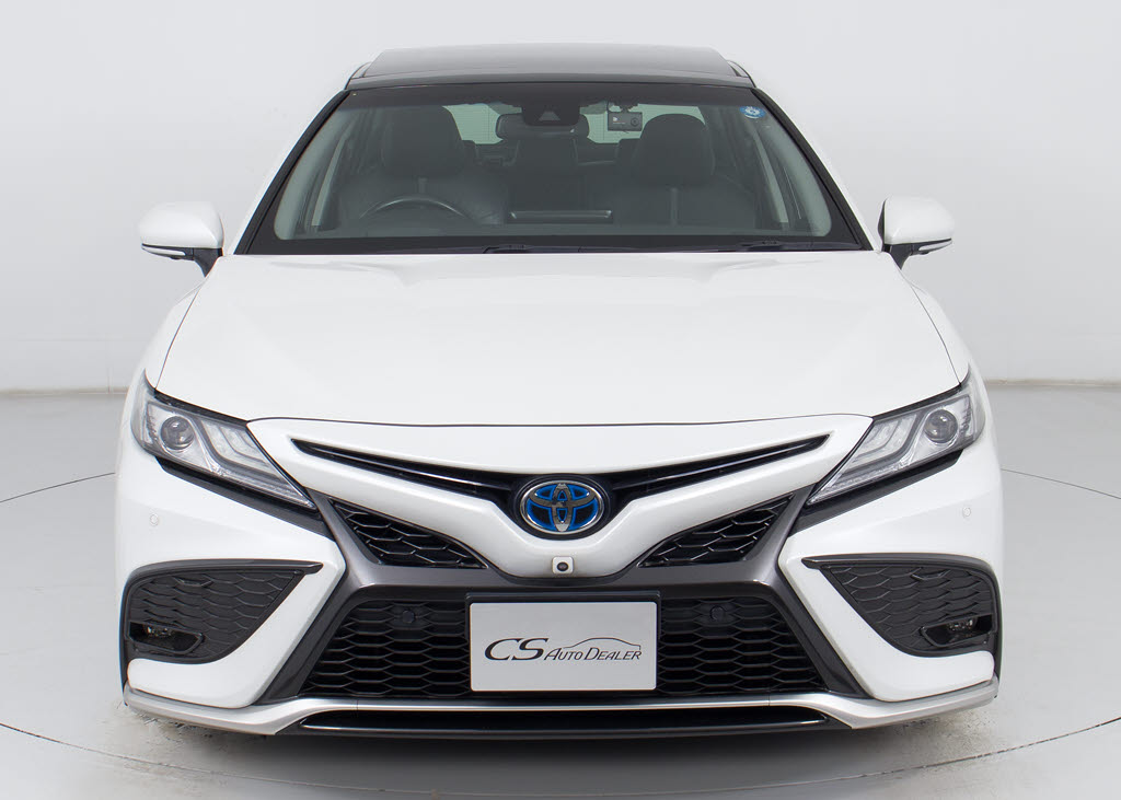 禁煙車です！室内は嫌なニオイも無く、すご
く綺麗な状態です！禁煙車・・特にセダンタ
イプのお車では少ないですよね！！タバコの
ニオイが苦手なお客様必見です！快適にご乗
車頂けます！！