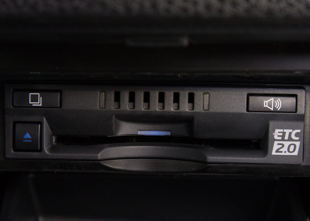 ＥＴＣ２．０が装備されています！！社外品
とは違い収まりの良いデザインが人気！高速
道路を利用する際は必需品ですよね！！スト
レス無く料金所を通過出来ます！！