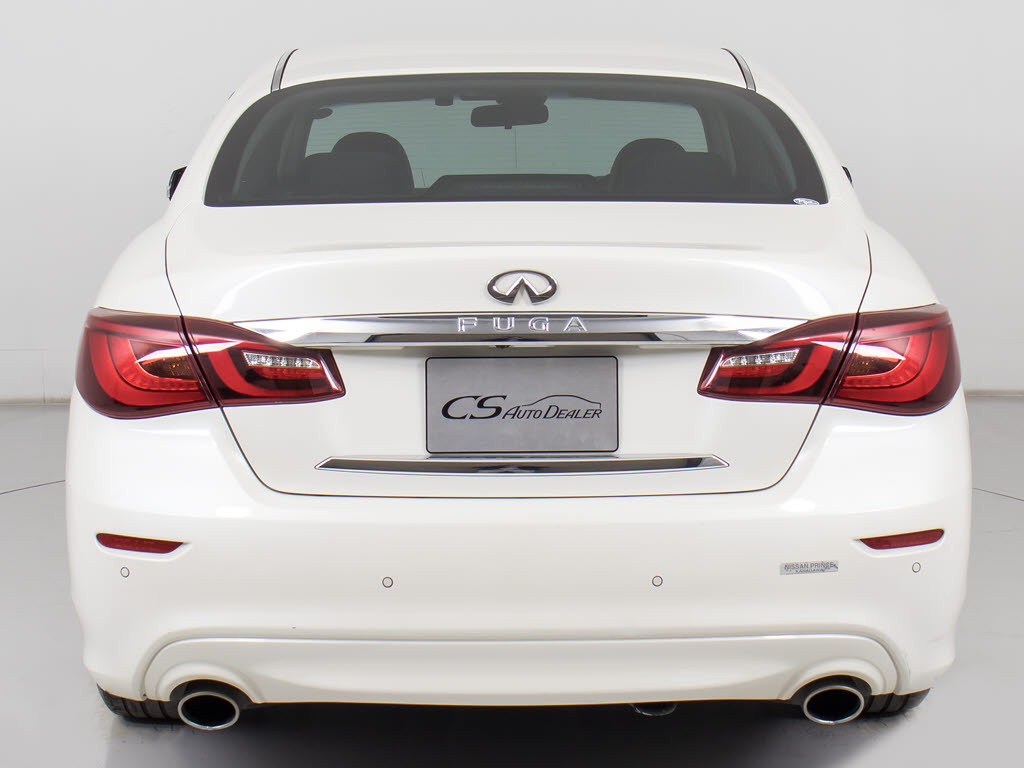 クリアランスソナーが付いています！フロン
ト＆リアにセンサーがあり、障害物に近づく
と警告音が鳴りドライバーへお知らせ！すご
く便利な人気装備です！！