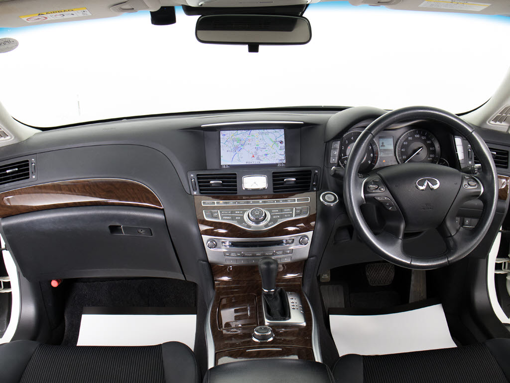 希少なワンオーナー車両でございます！！こ
の機会に是非ご検討ください！！