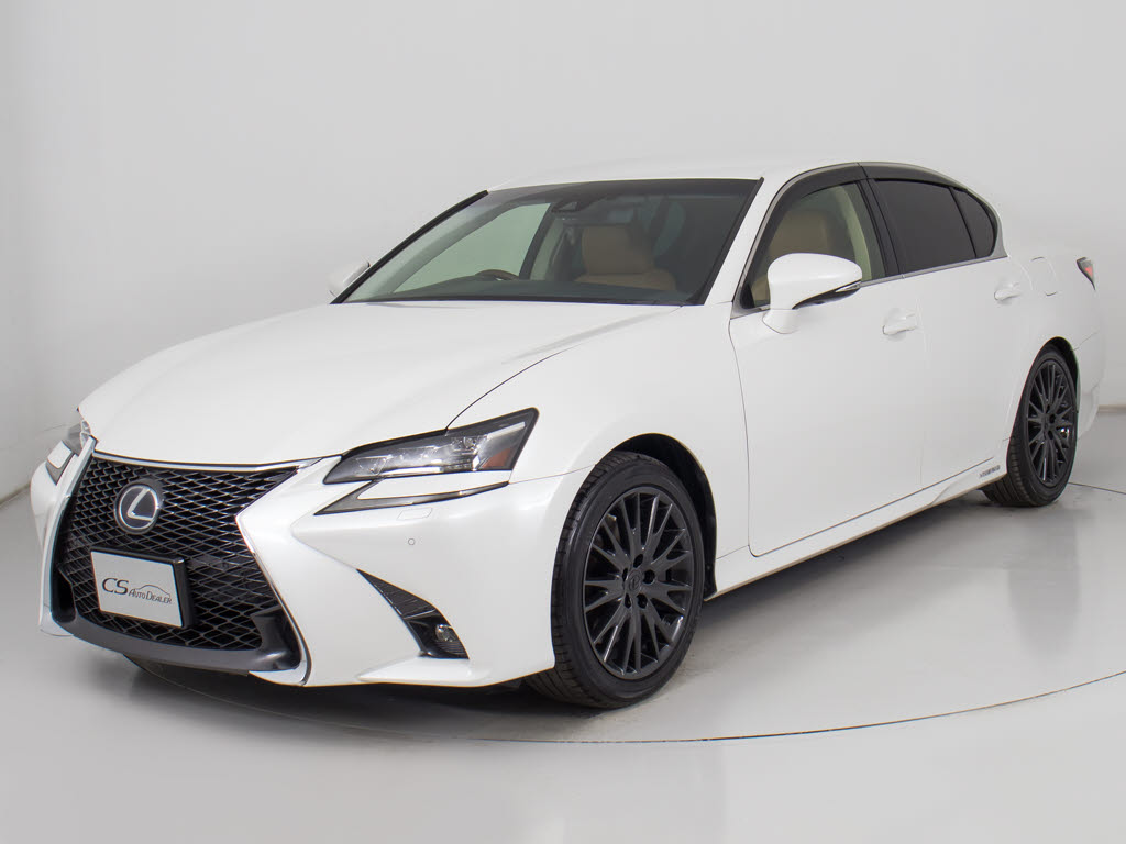 ★Ｆスポ―ルＬＯＯＫエアロが装着されてい
ます！お好みはいかがですか？今付いている
デザイン以外にも、各ブランドのエアロを格
安にてお取付け出来ます！又、エアロを外し
てノーマル状態にする事も出来ます！！