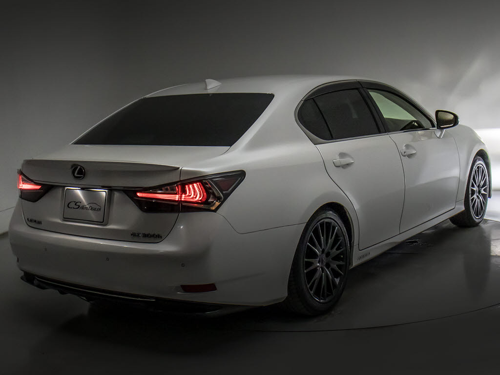 テールスモーク加工、スポイラー取付等々ド
レスアップ可能です。違う角度が見たい・・
・等のご要望御座いましたら是非お声掛け下
さい！！お写真をお送りさせて頂きます。