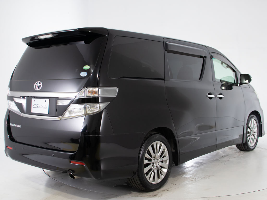 ★ﾘｱﾋﾞｭｰ★テールランプ加工、マフラー換装
等も承っております！