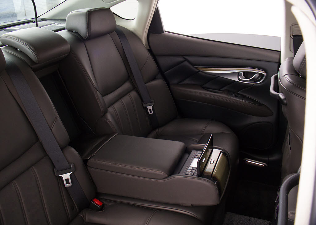 当社では、一般のクリーニングでは満足せず
、オゾンを利用した、根本的な脱臭・消臭・
除菌クリーニングも承っております！