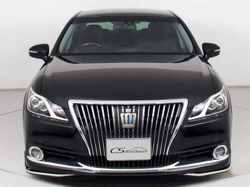 禁煙車です！室内は嫌なニオイも無く、すご
く綺麗な状態です！禁煙車・・特にセダンタ
イプのお車では少ないですよね！！タバコの
ニオイが苦手なお客様必見です！快適にご乗
車頂けます！！