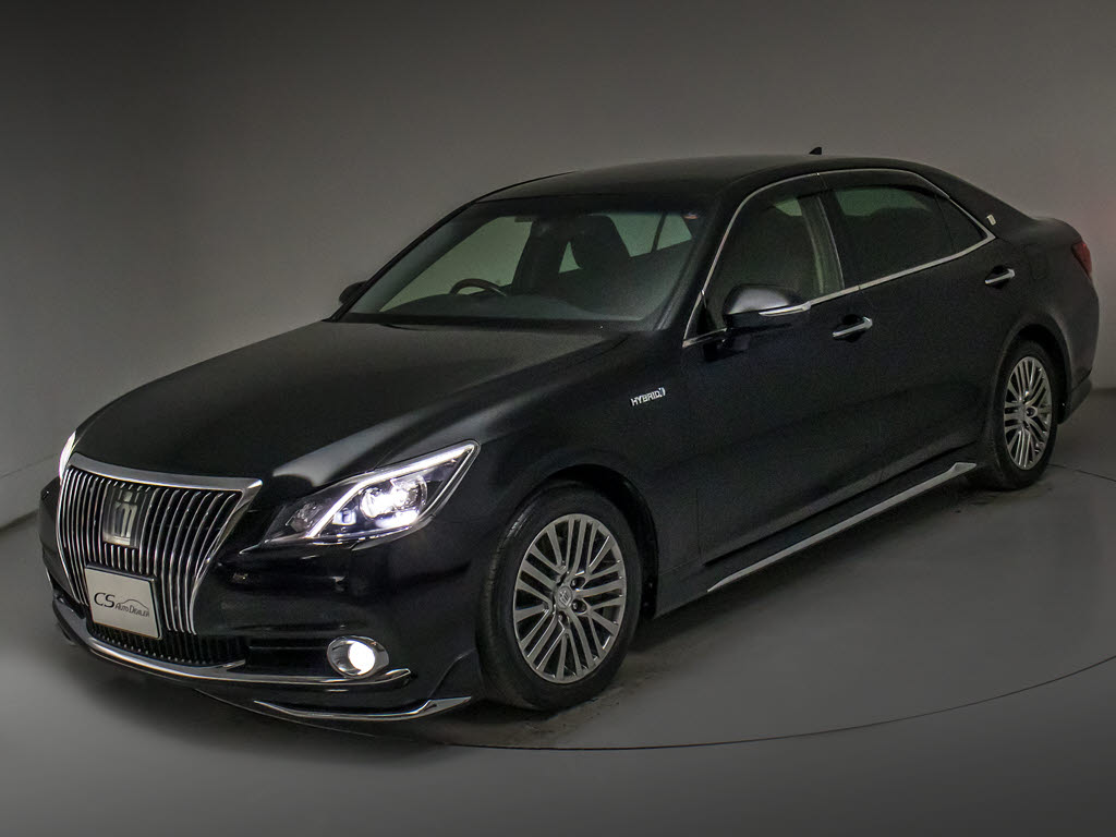 ガラス系ボディコーティングご施工可能です
！下地作りからこだわり塗装面の艶や輝きを
取り戻し肉厚被膜で塗装面を守ります！