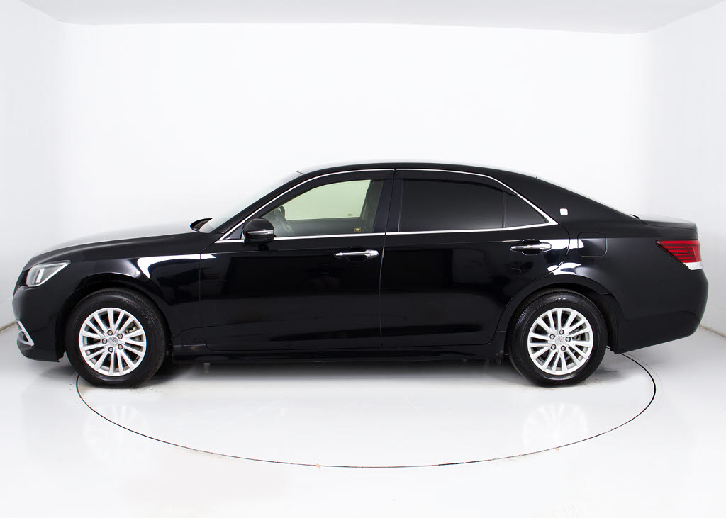 各メーカーのエアロパーツ取り付け承ります
！ご納車迄に仕上げます！格安にて承ります
のでお気軽にお申し付け下さい！！