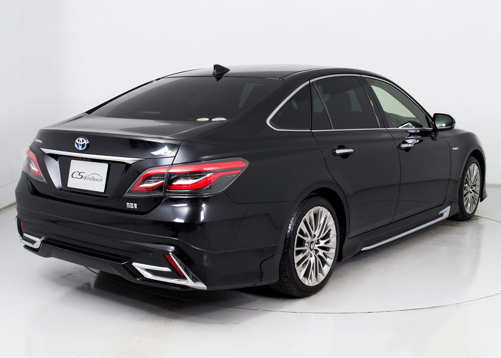 モデリスタフルエアロが装着されています！
お好みはいかがですか？今付いているデザイ
ン以外にも、各ブランドのエアロを格安にて
お取付け出来ます！又、エアロを外してノー
マル状態にする事も出来ます！！