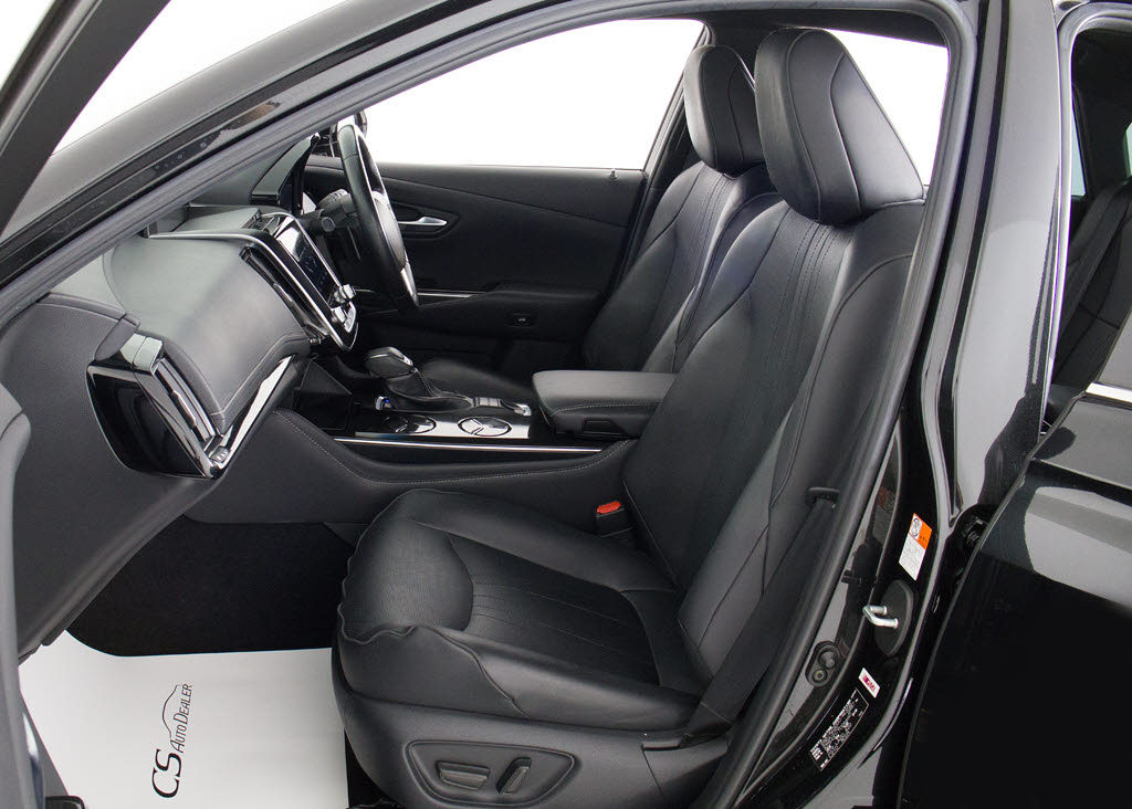 快適エアシート＆シートヒーターを装備して
います！高級車ならではの装備です！シート
が暖まる機能！シートから冷風が出る機能！
どちらも付いています！！寒い冬も、暑い夏
も快適にご乗車頂けます！！