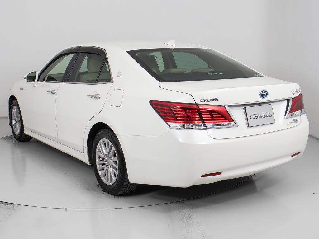 お車の下取りもお任せ下さい！国産、外車、
年式、走行距離問わず、どんなお車でも下取
りさせて頂きます。皆様のご相談お待ちして
おります！