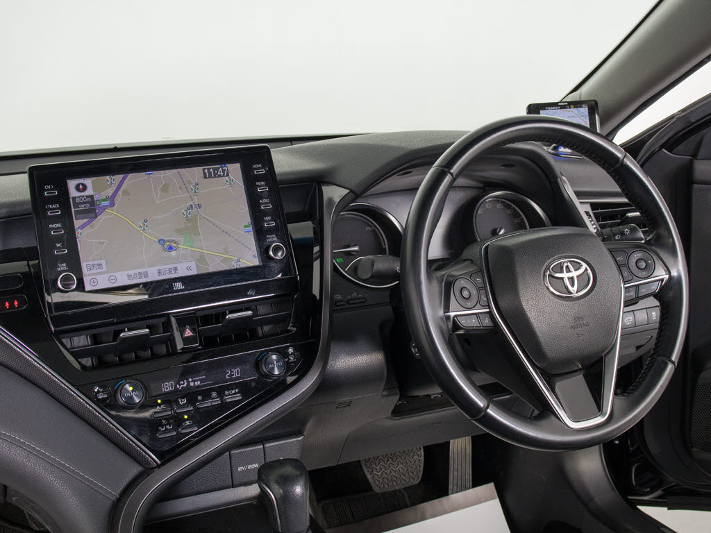 ★使いやすさや安全性を追求したステアリン
グ周り！高級車ゆえにスイッチ類が多いのも
特徴ですね！考え尽くされた配置ですぐに使
いこなす事が出来ますのでご安心下さい！是
非、体感してみて下さい！！