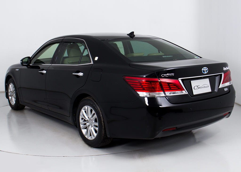 お車の下取りもお任せ下さい！国産、外車、
年式、走行距離問わず、どんなお車でも下取
りさせて頂きます。皆様のご相談お待ちして
おります！