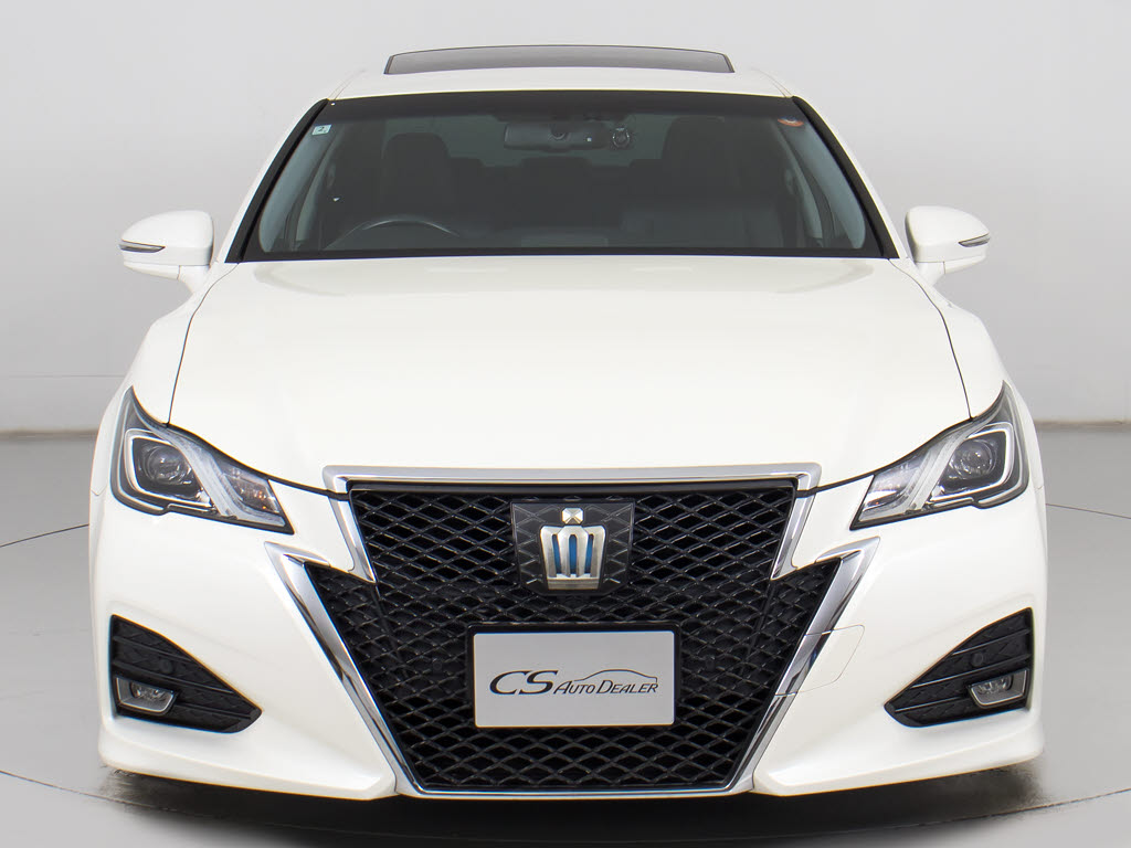 禁煙車です！室内は嫌なニオイも無く、すご
く綺麗な状態です！禁煙車・・特にセダンタ
イプのお車では少ないですよね！！タバコの
ニオイが苦手なお客様必見です！快適にご乗
車頂けます！！