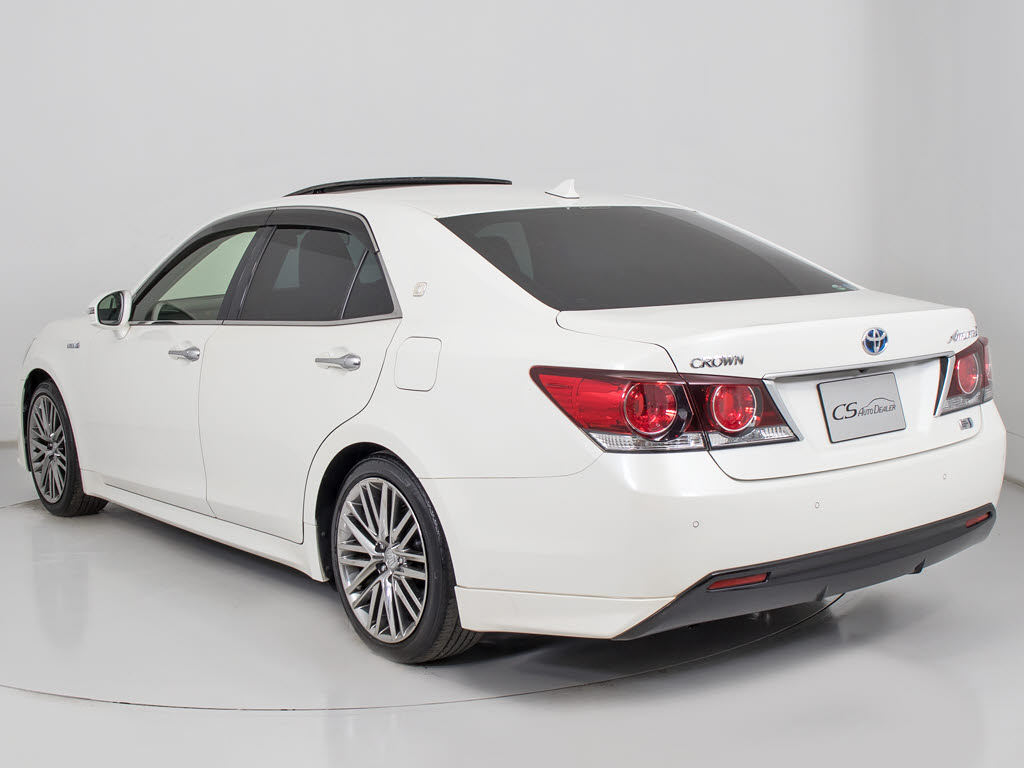 お車の下取りもお任せ下さい！国産、外車、
年式、走行距離問わず、どんなお車でも下取
りさせて頂きます。皆様のご相談お待ちして
おります！