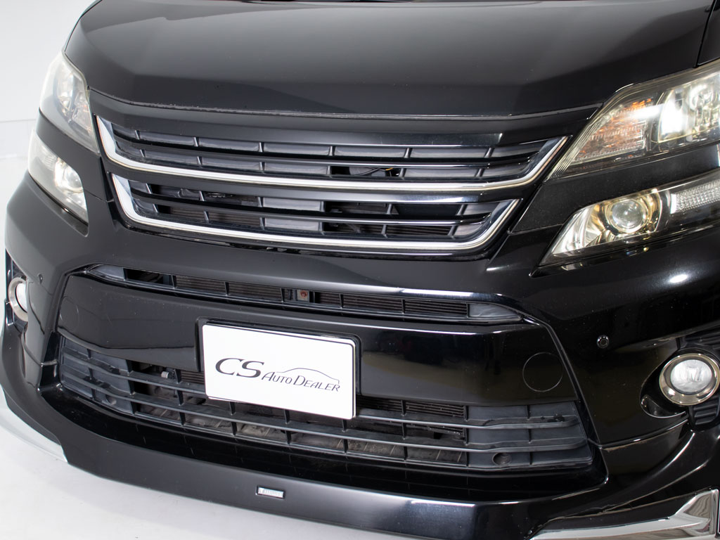 ★フロントビュー★グリル交換、エアロ取り
付け等、カスタムもお任せください！