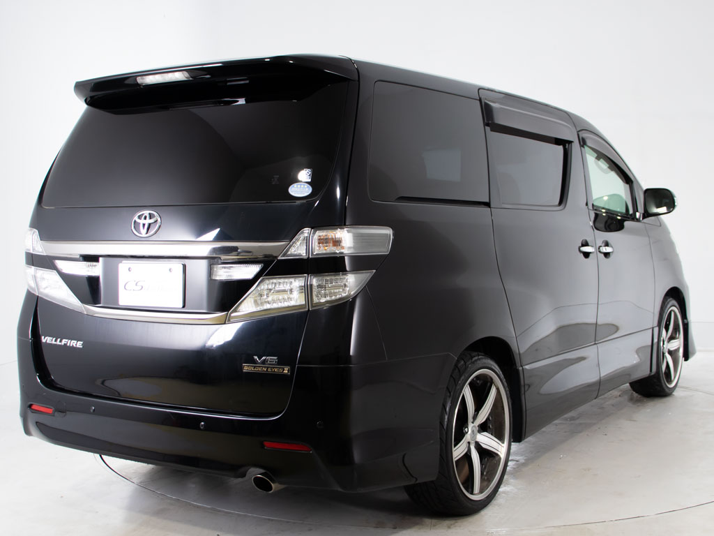 ★ﾘｱﾋﾞｭｰ★テールランプ加工、マフラー換装
等も承っております！