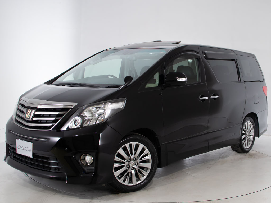 ★フロントビュー★グリル交換、エアロ取り
付け等、カスタムもお任せください！