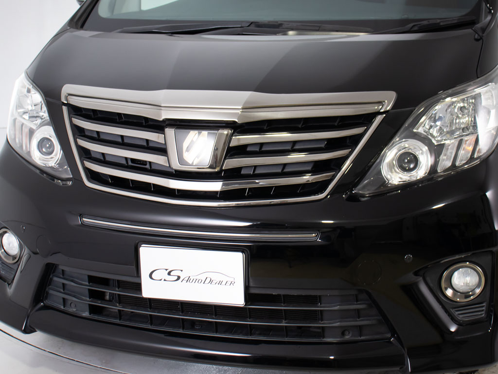 ★フロントビュー★グリル交換、エアロ取り
付け等、カスタムもお任せください！