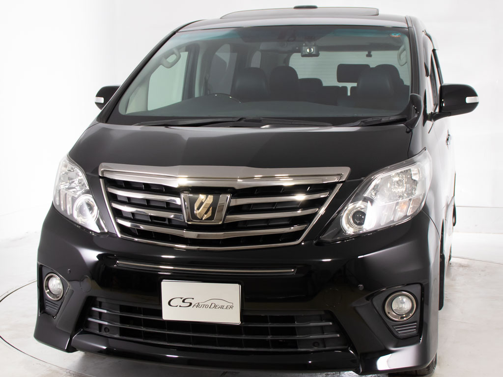 ★フロントビュー★グリル交換、エアロ取り
付け等、カスタムもお任せください！