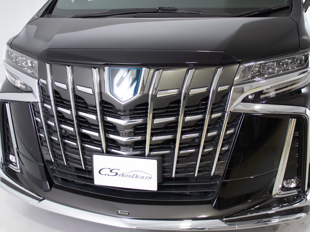 ★フロントビュー★グリル交換、エアロ取り
付け等、カスタムもお任せください！