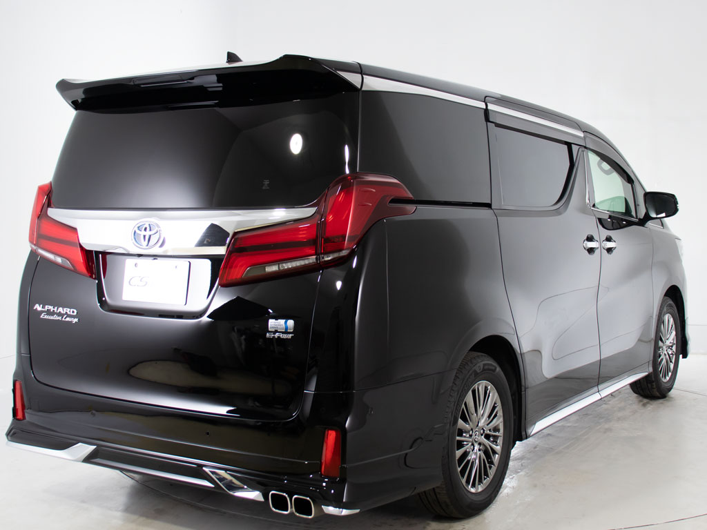 ★ﾘｱﾋﾞｭｰ★テールランプ加工、マフラー換装
等も承っております！