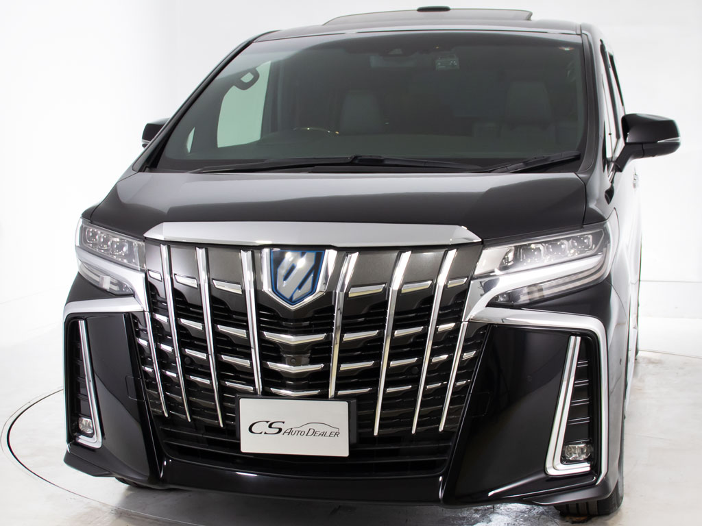 ★フロントビュー★グリル交換、エアロ取り
付け等、カスタムもお任せください！