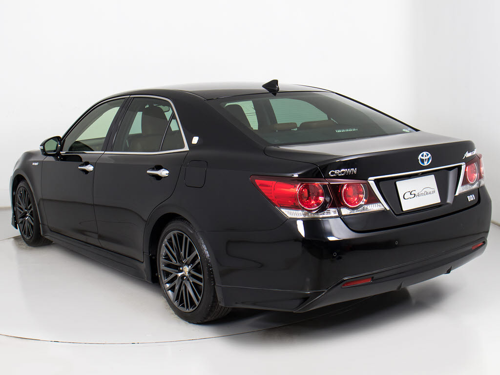 フルエアロが装着されています！お好みはい
かがですか？今付いているデザイン以外にも
、各ブランドのエアロを格安にてお取付け出
来ます！又、エアロを外してノーマル状態に
する事も出来ます！！