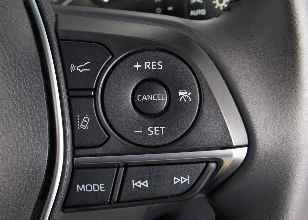 さまざまな機能を統合した衝突回避支援パッ
ケージ、「トヨタ　セーフティセンス」！最
先端の予防安全（アクティブセーフティ）技
術です。