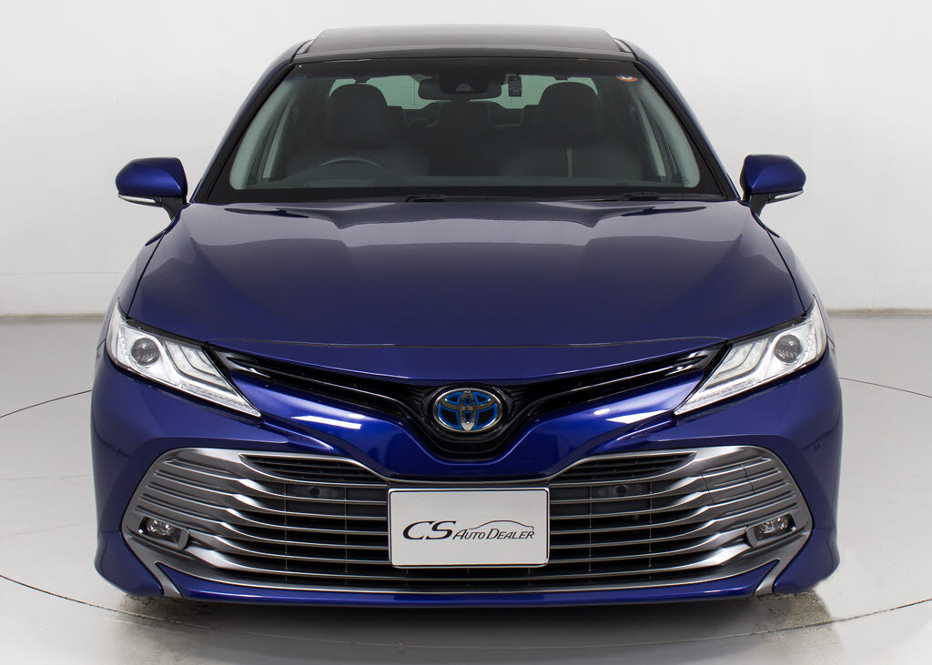 禁煙車です！室内は嫌なニオイも無く、すご
く綺麗な状態です！禁煙車・・特にセダンタ
イプのお車では少ないですよね！！タバコの
ニオイが苦手なお客様必見です！快適にご乗
車頂けます！！