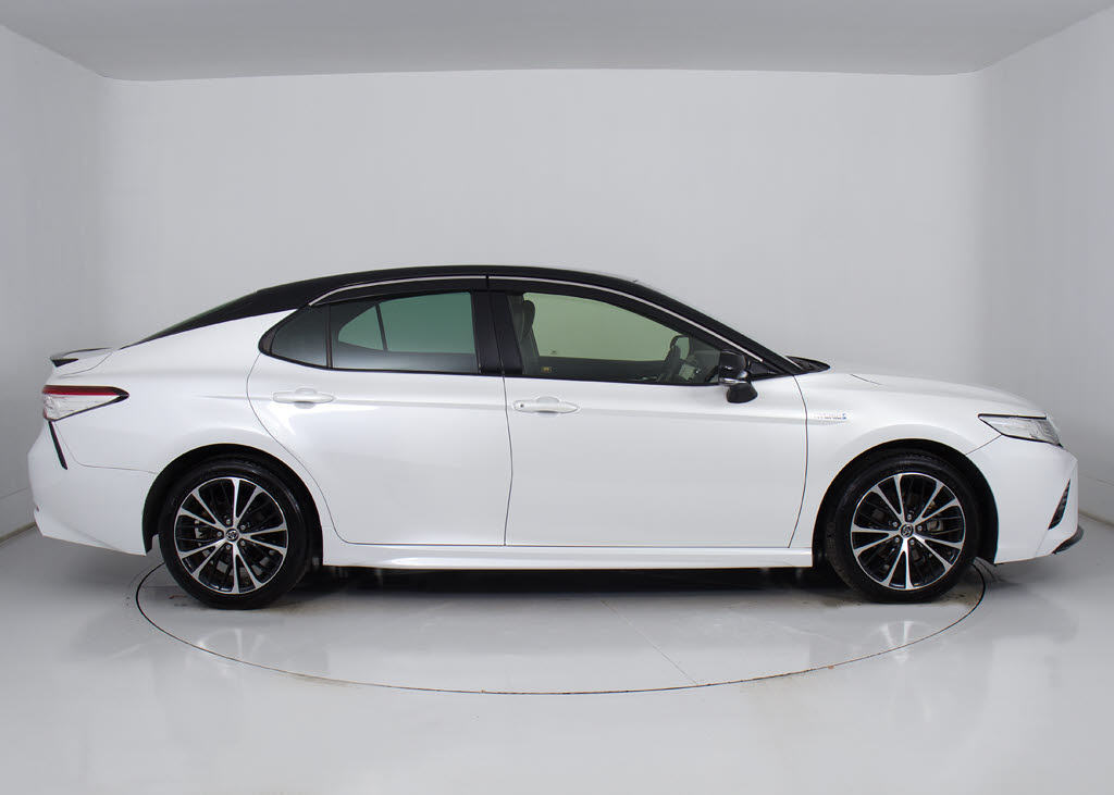 サイドビュー（ホイール交換・ダウンサス・
車高調など）のカスタムも承っております