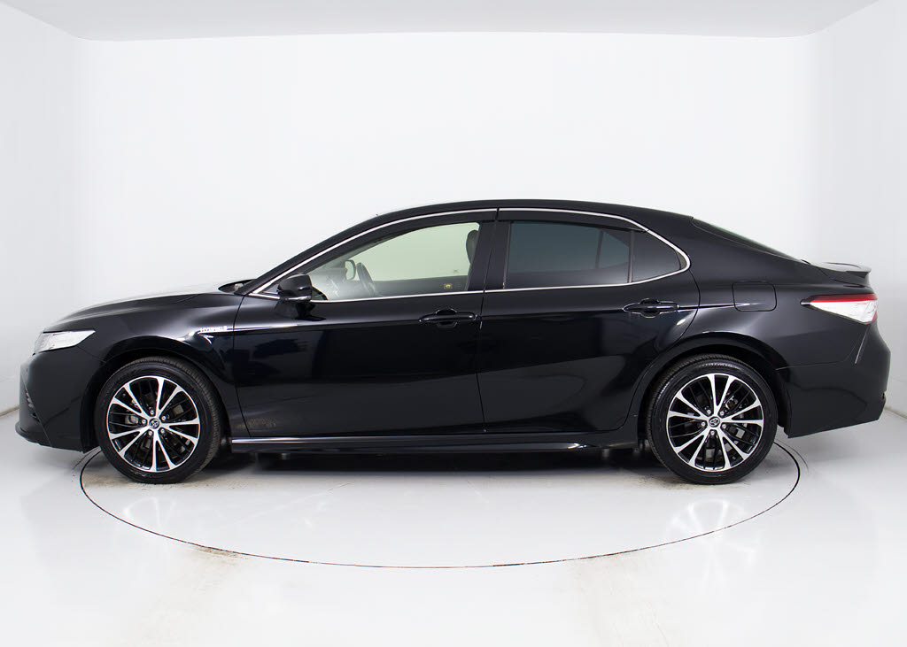 サイドビュー（ホイール交換・ダウンサス・
車高調など）のカスタムも承っております