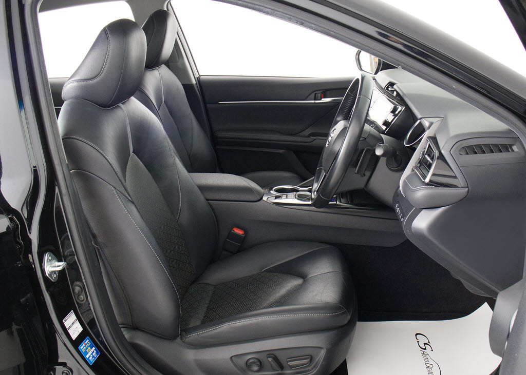 パワーシート装備！シート位置の微調整が電
動で可能となります！