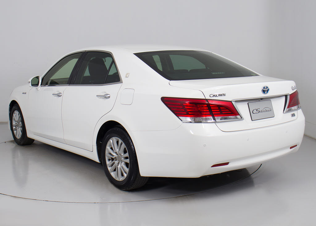 お車の下取りもお任せ下さい！国産、外車、
年式、走行距離問わず、どんなお車でも下取
りさせて頂きます。皆様のご相談お待ちして
おります！