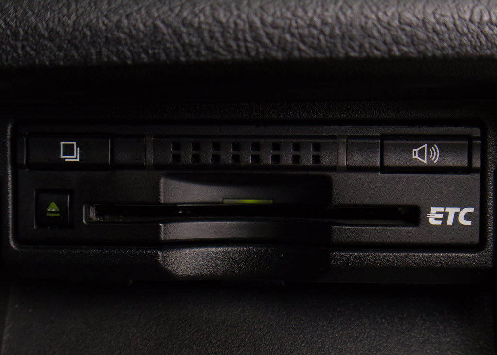 ★ＥＴＣが装備されています！！高速道路を
利用する際は必需品ですよね！！ストレス無
く料金所を通過出来ます！