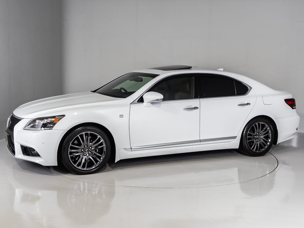 スパッタリング加工の純正オプション１９イ
ンチアルミホイール！