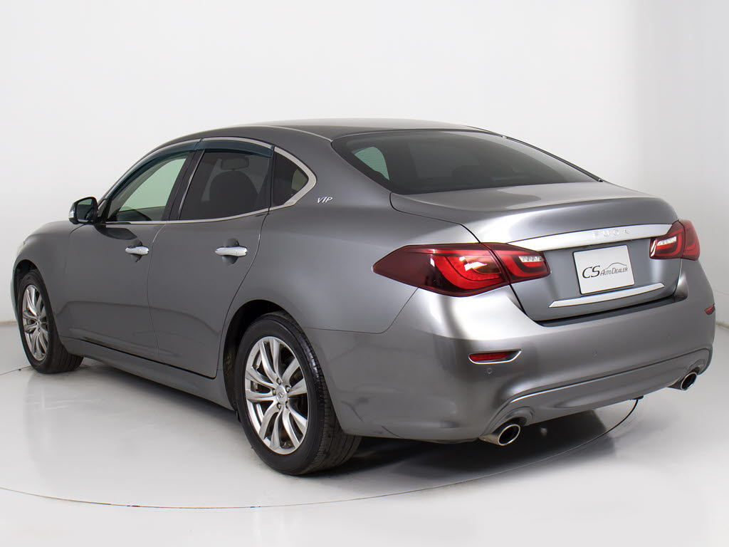 お車の下取りもお任せ下さい！国産、外車、
年式、走行距離問わず、どんなお車でも下取
りさせて頂きます。皆様のご相談お待ちして
おります！