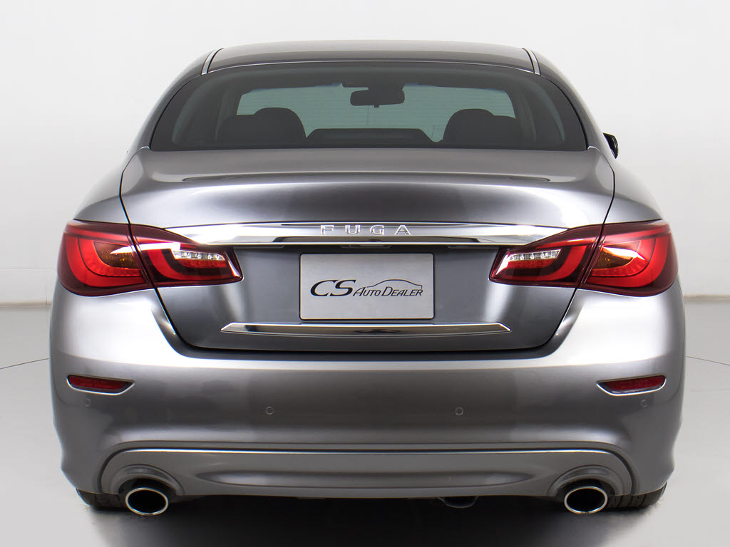 クリアランスソナーが付いています！フロン
ト＆リアにセンサーがあり、障害物に近づく
と警告音が鳴りドライバーへお知らせ！すご
く便利な人気装備です！！