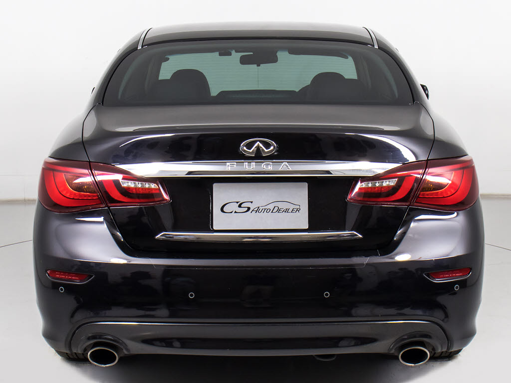 クリアランスソナーが付いています！フロン
ト＆リアにセンサーがあり、障害物に近づく
と警告音が鳴りドライバーへお知らせ！すご
く便利な人気装備です！！