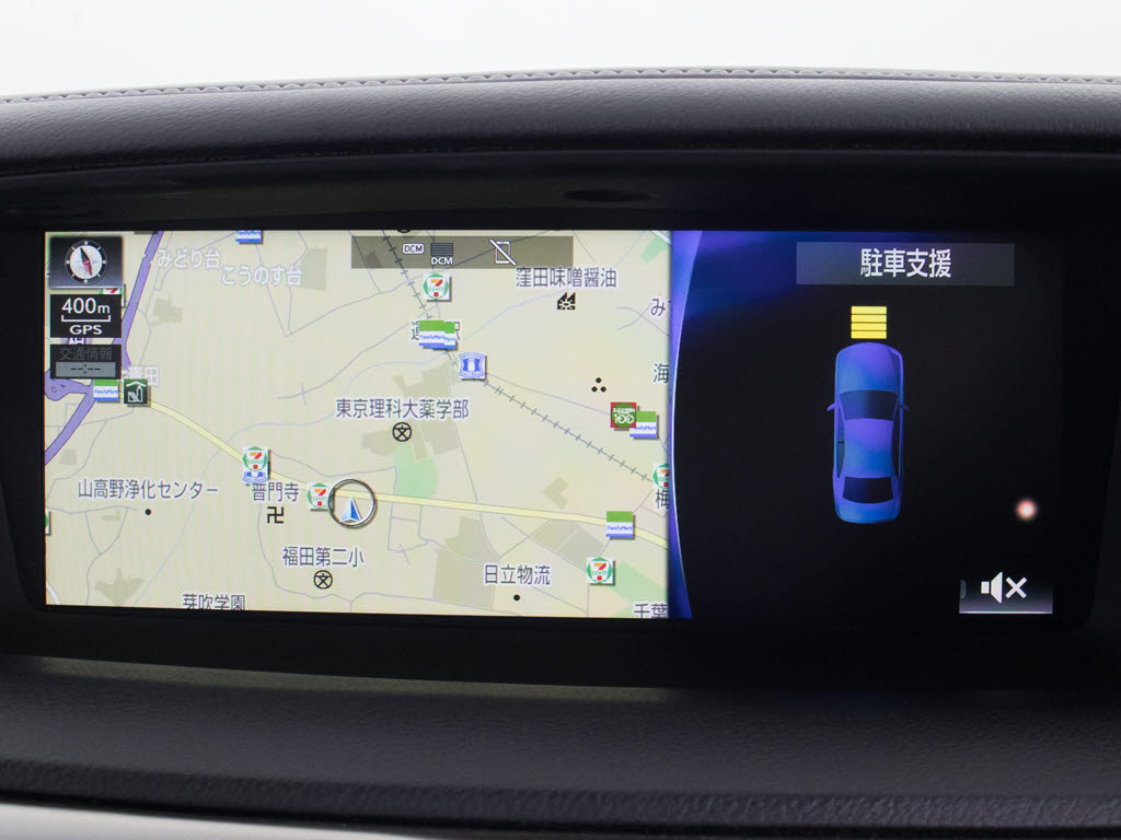 クリアランスソナーが付いています！フロン
ト＆リアにセンサーがあり、障害物に近づく
と警告音が鳴りドライバーへお知らせ！すご
く便利な人気装備です！！